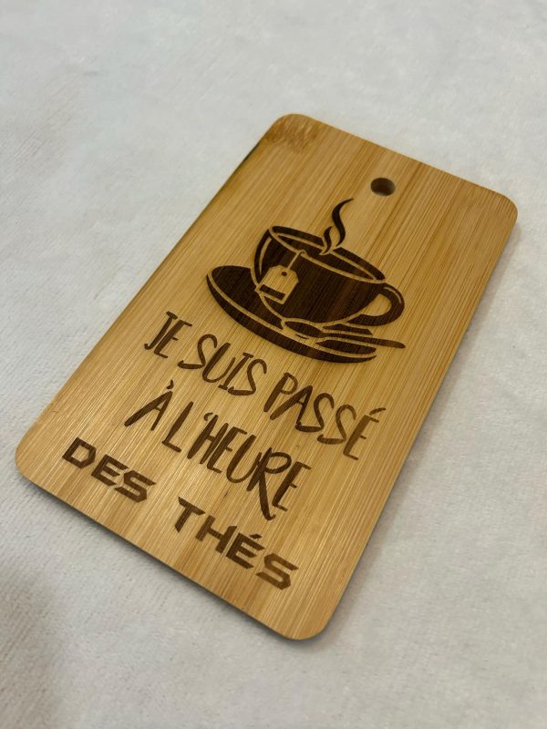 Planche apéro en bois Je suis passé à l'heure des thés 18,5x11cm