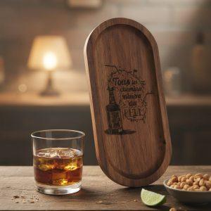 Planche apéro en bois - Tous les chemins mènent au rhum - 22,5x10,5cm